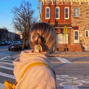 Meet your Posher, Rebecca